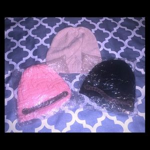 Women’s knit winter hats